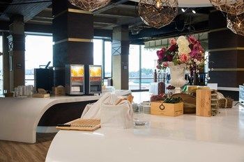 Snack Bar