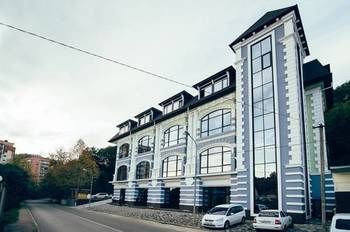 Entertainment Complex ROYAL