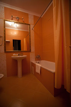 Business Hotel photo 3