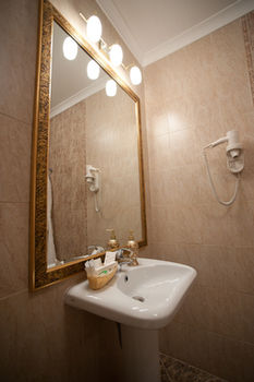 Business Hotel photo 5