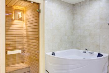 InnHome Apartments - Bratiev Kashirinykh photo 5