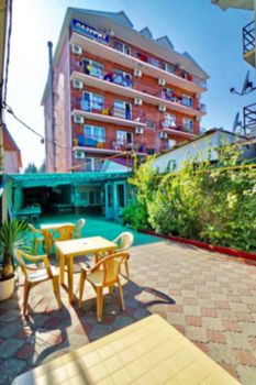 Lazurit Hotel