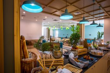 Hotel Lounge