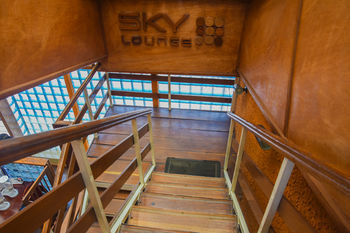 Hotel Lounge