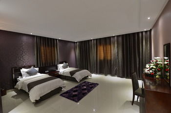 Lafontaine AlShrooq Suites photo 4