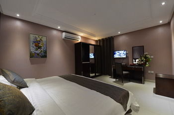Lafontaine AlShrooq Suites photo 5