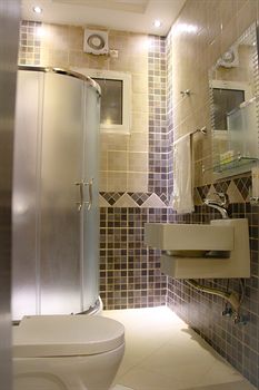 Summerland Suites photo 3