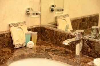 Abat Suites photo 4