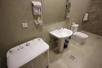 Al Makarunah - Lamasat Palace Suites photo 2