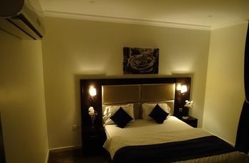 Al Makarim Hyat Furnished Units 3 photo 5