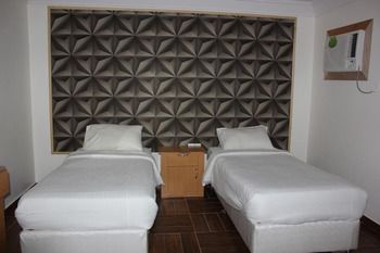 Al Amoria Furnished Apartments 5 photo 3