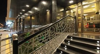 X Platinum Hotel photo 4