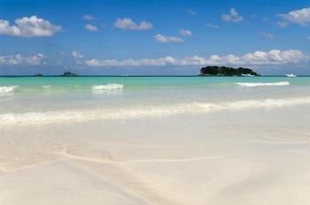 Le Duc de Praslin - Tap to explore photos