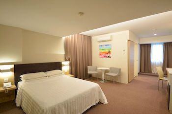 VIP Hotel