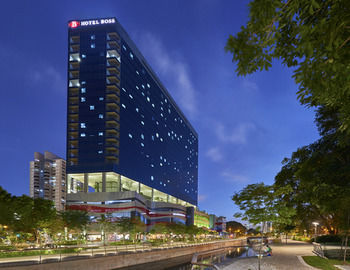 Hotel Front - Evening or Night