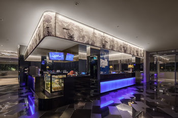 Hotel Lounge