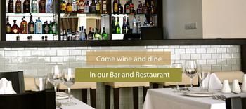 Hotel Bar
