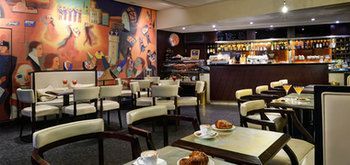 Hotel Bar