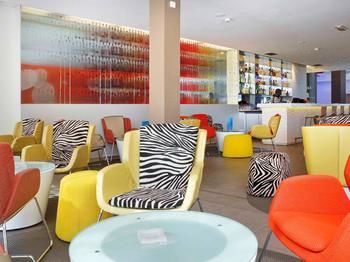 Hotel Bar