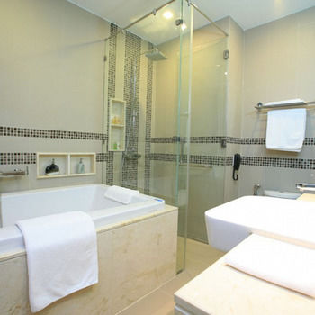 39 Boulevard Executive Residence photo 3