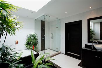 BYG Private Pool Villa @ Layan Beach photo 2