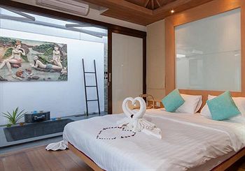 Jean Pool Villa photo 2
