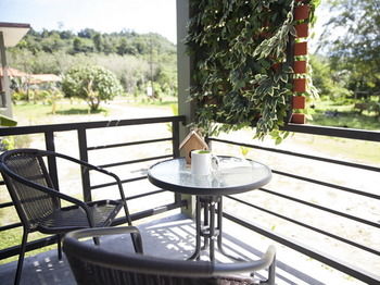 Tropical Chalet KhaoLak photo 2