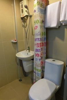 Take A Rest Hotel Sukhumvit photo 2