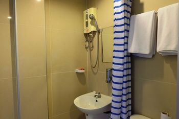 Take A Rest Hotel Sukhumvit photo 3