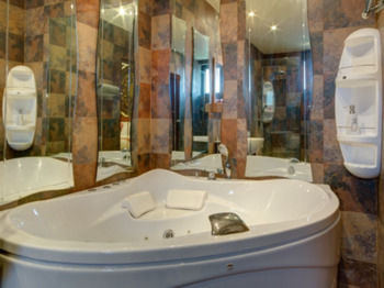 At Naiharn Boutique Hotel photo 3