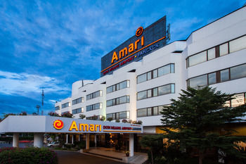 Hotel Front - Evening or Night