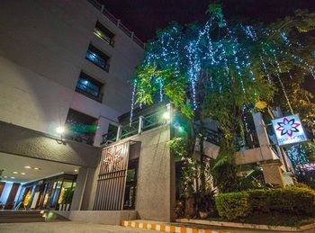 Star Hotel Chiang Mai - Tap to explore photos