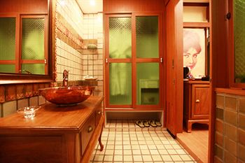 9w Boutique Studio photo 4
