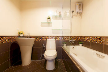 The Capital Resort At Sukhumvit 50 photo 4