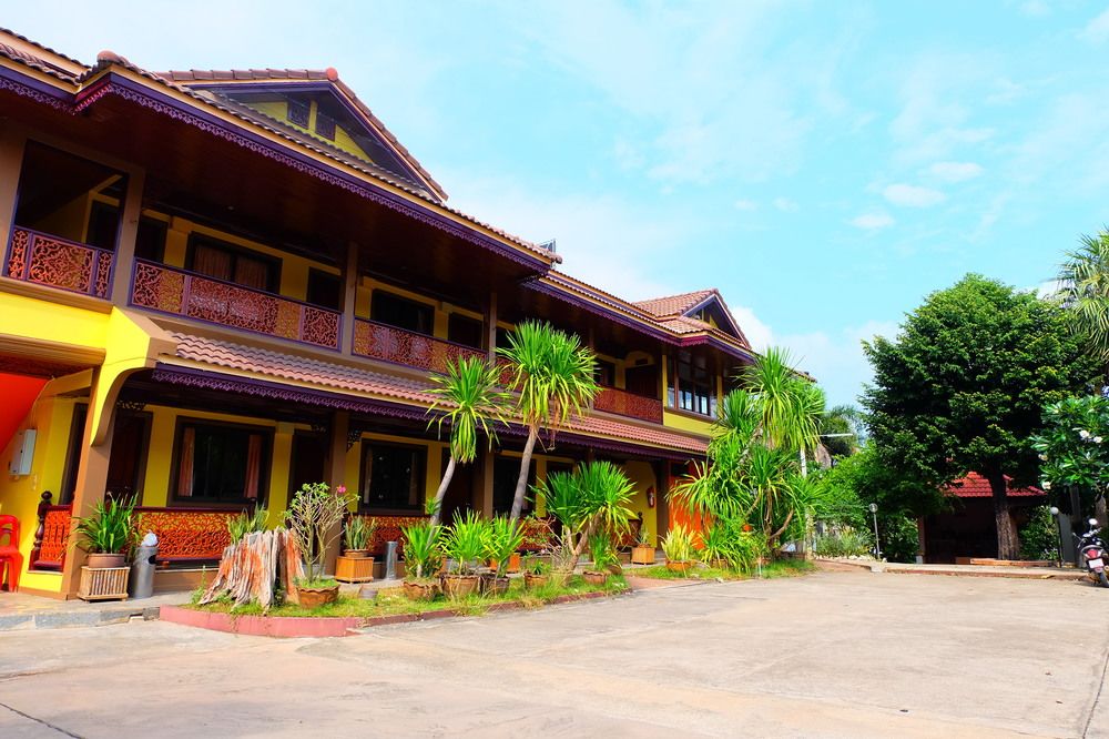 Techno Riverview Resort Kamphaeng Phet Historical Park Thailand thumbnail