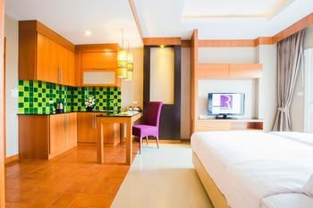 Romantic Khon Kaen Hotel image 1