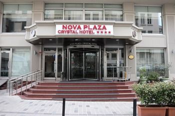 Nova Plaza Crystal Hotel image 1