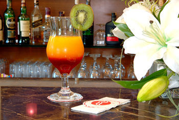 Hotel Bar