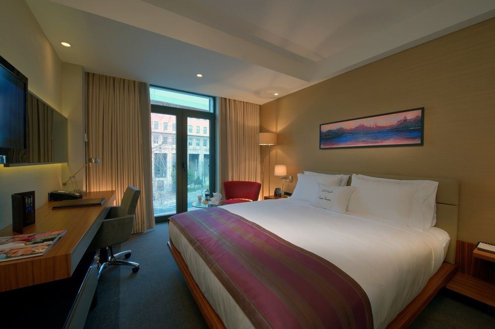 DoubleTree By Hilton Istanbul - Old Town image 1