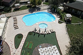 Caliente Garden Wellness & Spa