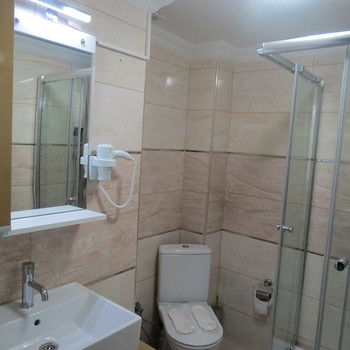 Sky Blue Hotel photo 4