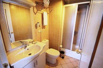 Hotel Uzun Jolly photo 3