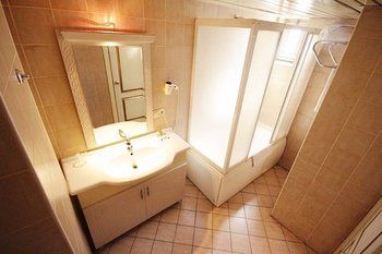 Hotel Uzun Jolly photo 4