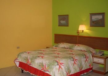 Coral Cove Marina Hotel photo 4