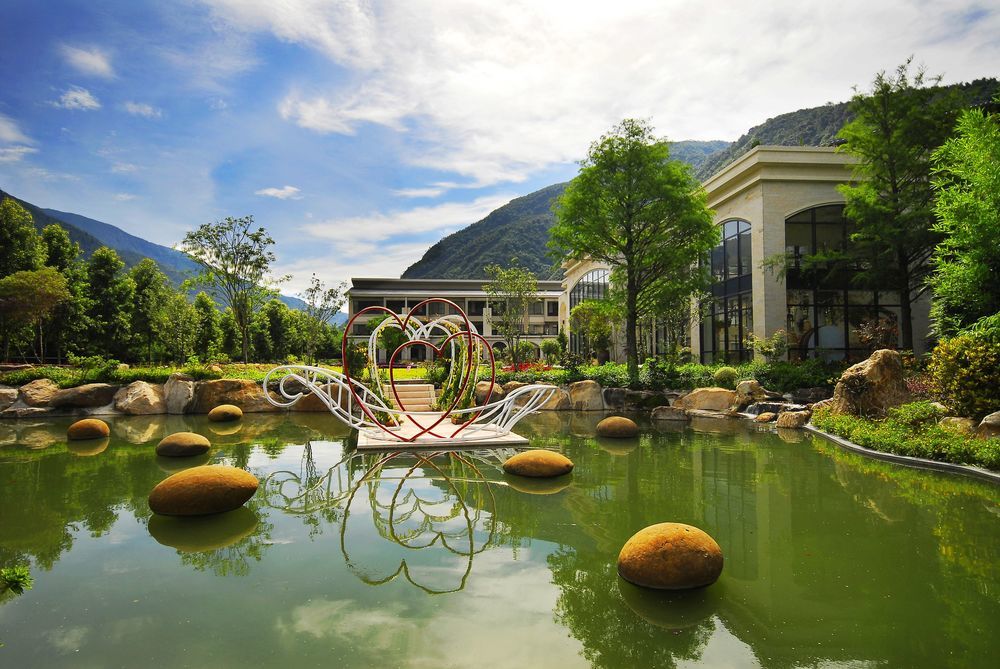 Tai-Yi Red Maple Resort image 1