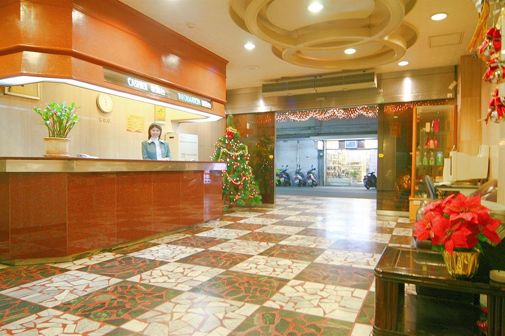 Traveler Hotel Taitung image 1