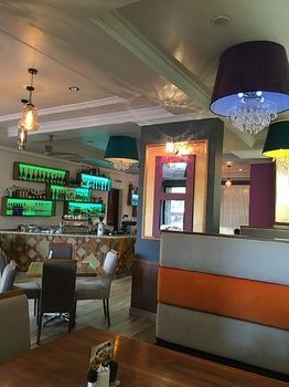 Hotel Bar