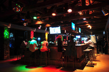 Hotel Bar