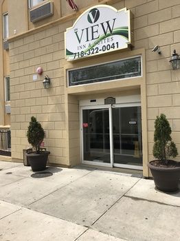 La Quinta Inn & Suites JFK Airport