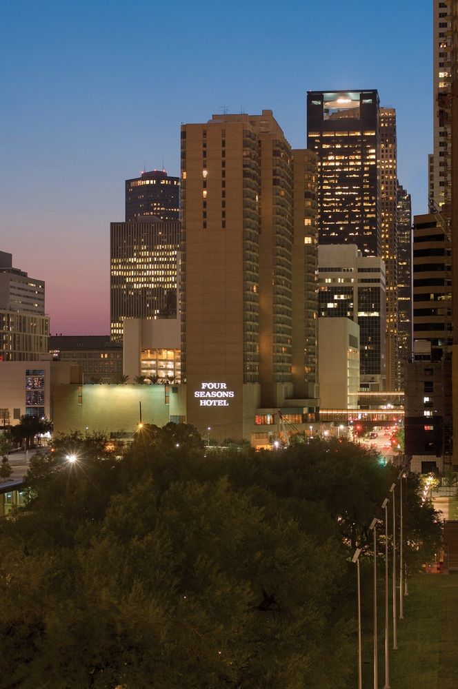 Four Seasons Hotel Houston image 1